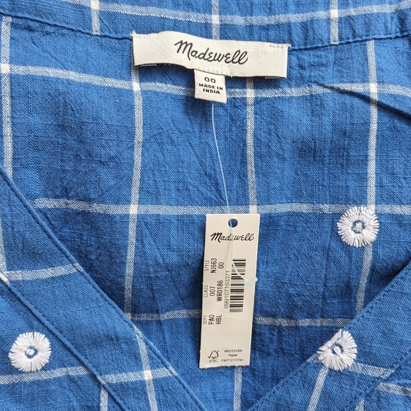 Sold! NWT Embroidered Puff-Sleeve Crop Top in Windowpane - Picture 6 of 16